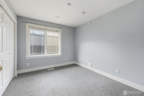 10516 E Riverside Drive Bothell WA 98011