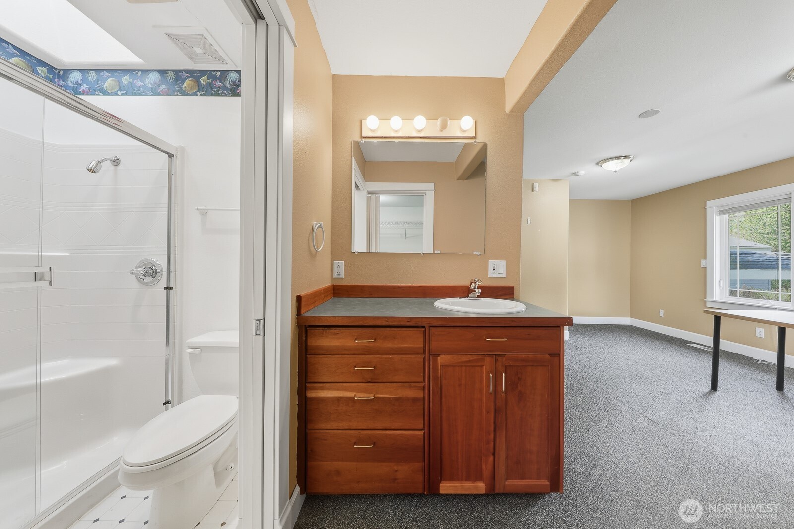 10516 E Riverside Drive Bothell WA 98011