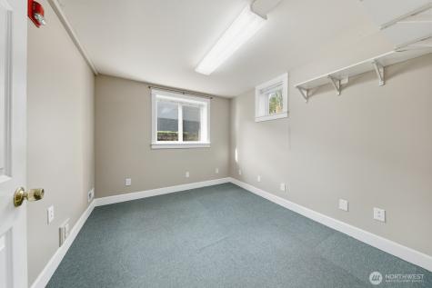 10516 E Riverside Drive Bothell WA 98011