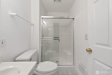 10516 E Riverside Drive Bothell WA 98011