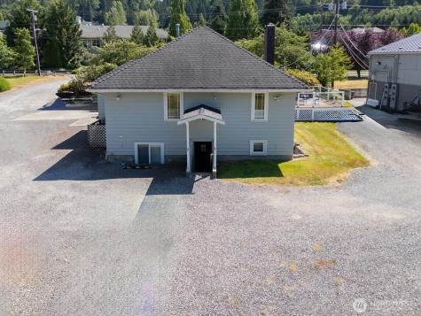 10516 E Riverside Drive Bothell WA 98011