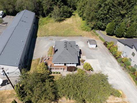 10516 E Riverside Drive Bothell WA 98011