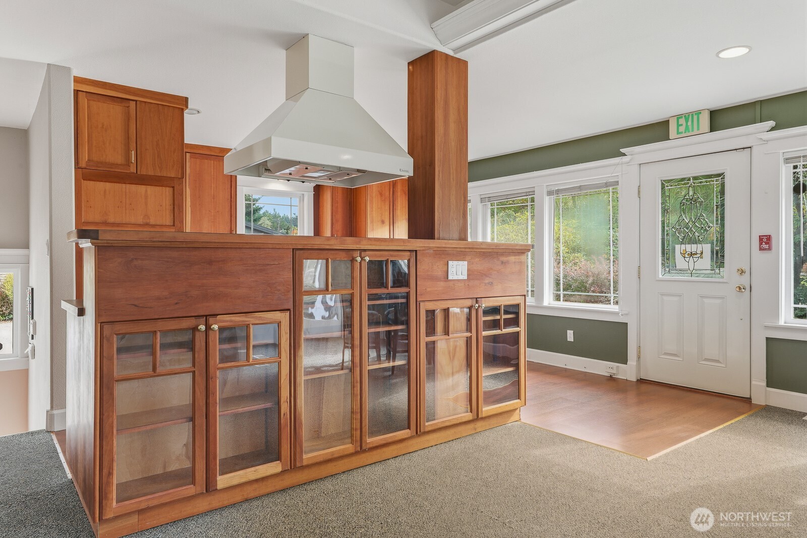 10516 E Riverside Drive Bothell WA 98011