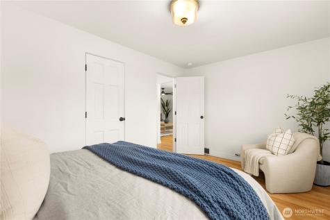 14052 Midvale Avenue N Seattle WA 98133