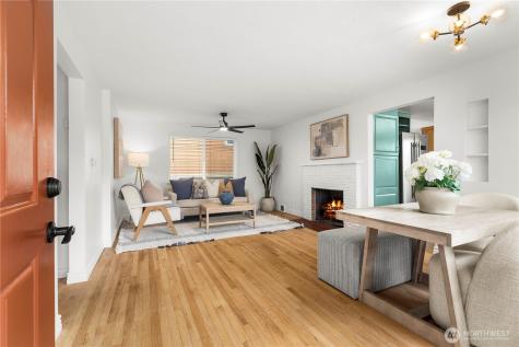 14052 Midvale Avenue N Seattle WA 98133