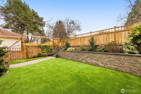 8360 Loyal Way NW Seattle WA 98117
