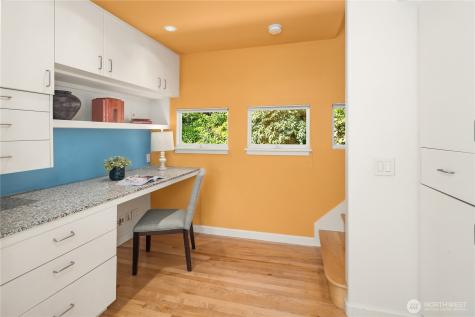 2466 Westlake Avenue N Seattle WA 98109