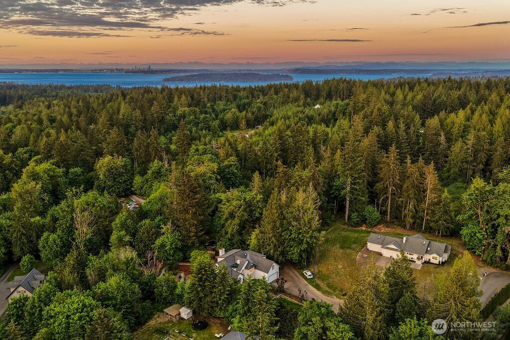 5689 SE Forest Haven Lane Port Orchard WA 98366