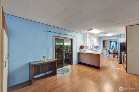 18425 NE 95th Street Redmond WA 98052