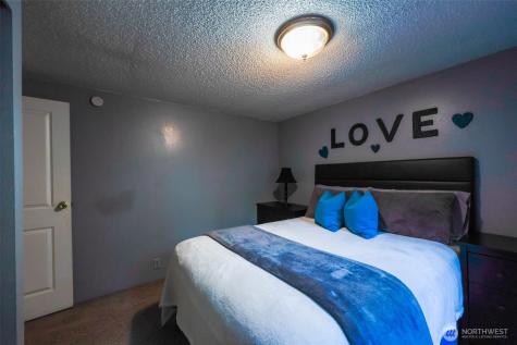 6014 162nd Street E Puyallup WA 98375