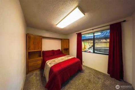 6014 162nd Street E Puyallup WA 98375