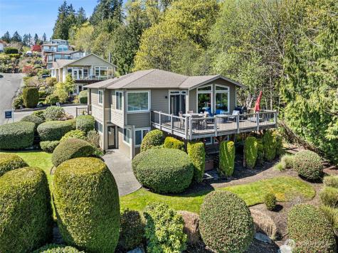 7989 E Barsay Lane Port Orchard WA 98366