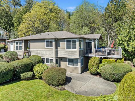 7989 E Barsay Lane Port Orchard WA 98366