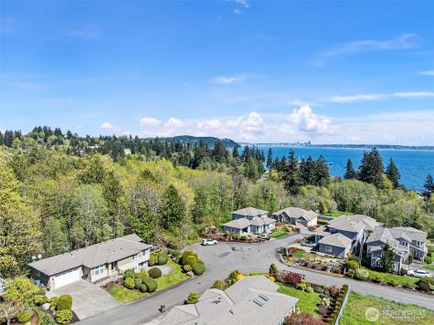 7989 E Barsay Lane Port Orchard WA 98366