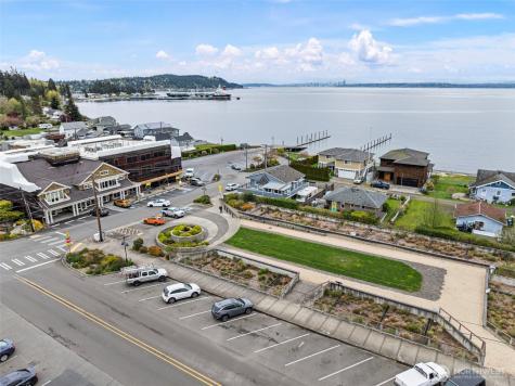 7989 E Barsay Lane Port Orchard WA 98366