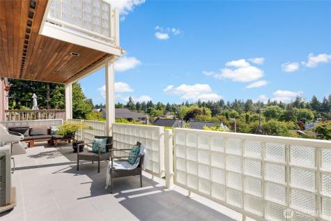 6222 37th Avenue NE Seattle WA 98115