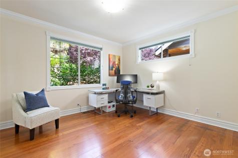 6222 37th Avenue NE Seattle WA 98115