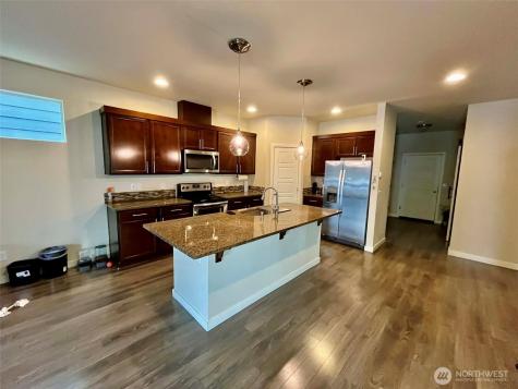 11530 173rd Street E Puyallup WA 98374