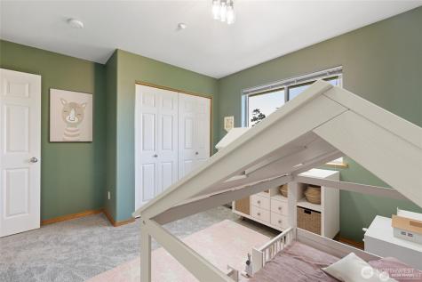 2255 Aviator Lane Oak Harbor WA 98277