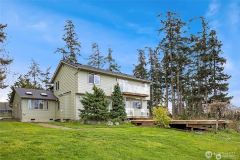2255 Aviator Lane Oak Harbor WA 98277