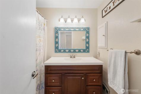 13701 SE 275th Place Kent WA 98042