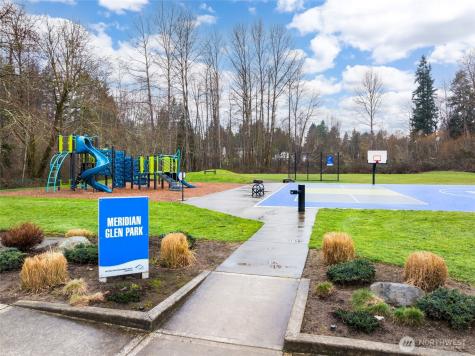 13701 SE 275th Place Kent WA 98042