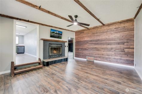 1415 S 84th Street Tacoma WA 98444