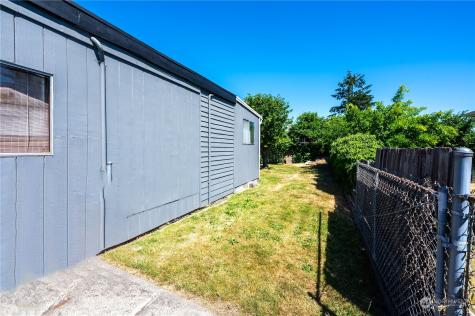 1415 S 84th Street Tacoma WA 98444