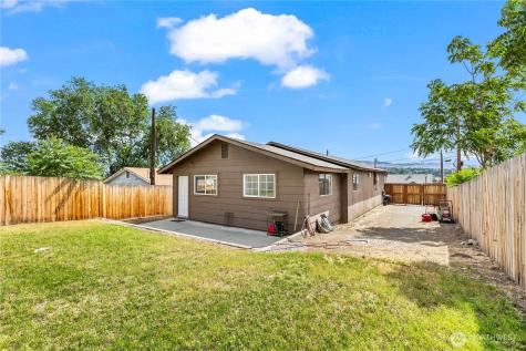 724 S Chelan Avenue Wenatchee WA 98801