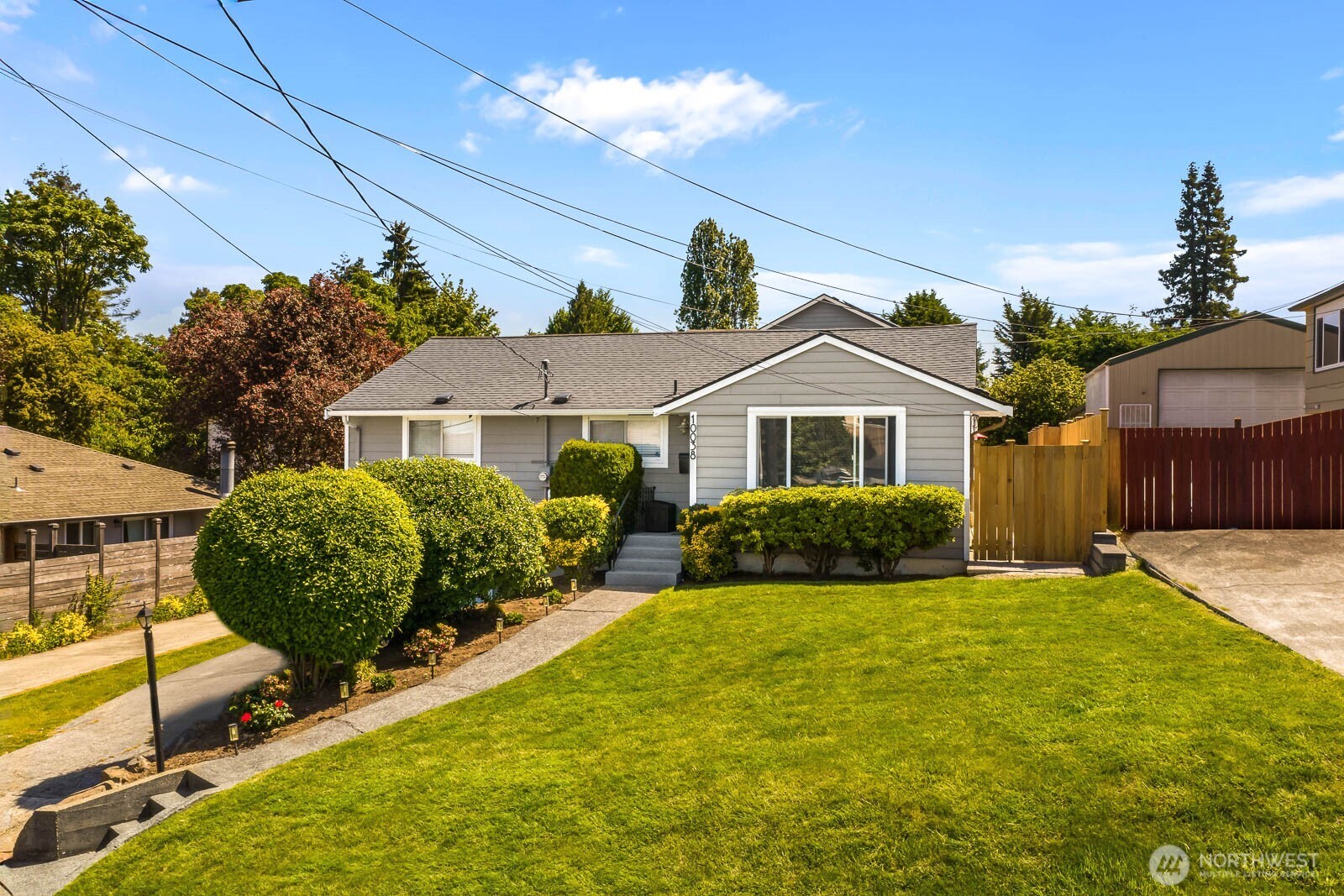 10038 59th Ave S Seattle WA 98178