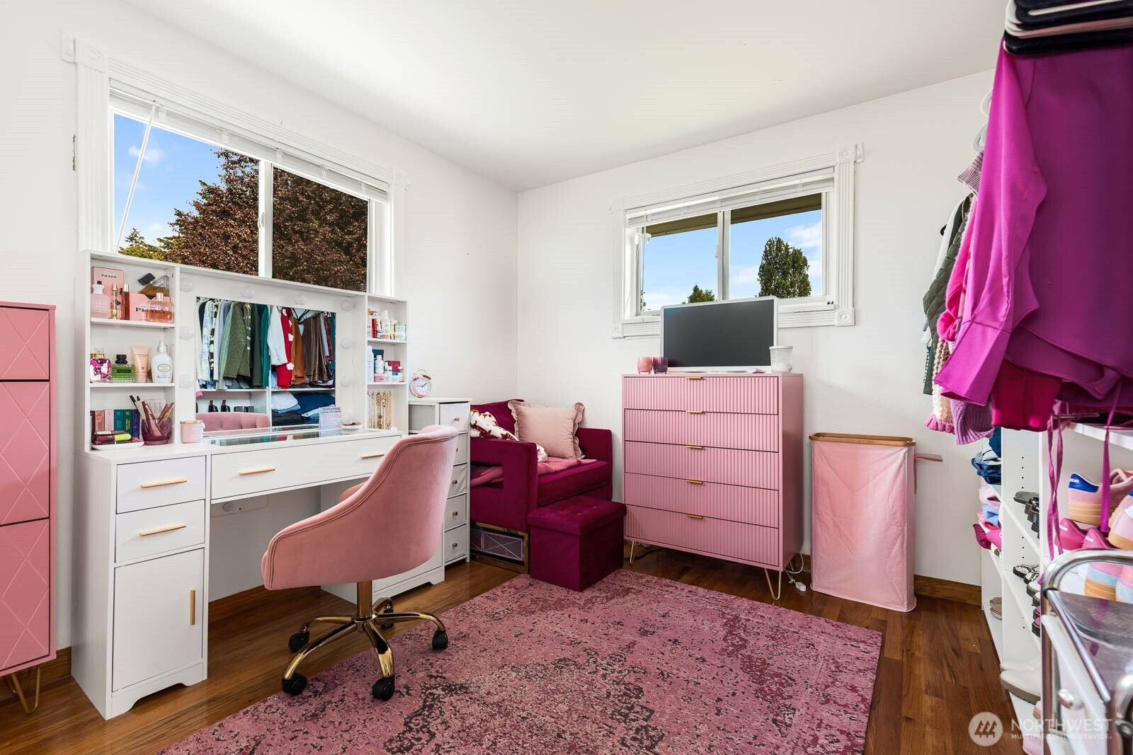 10038 59th Ave S Seattle WA 98178