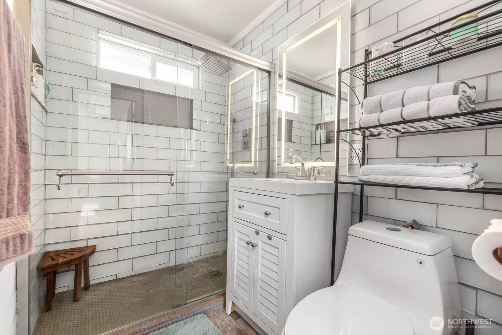 10038 59th Ave S Seattle WA 98178