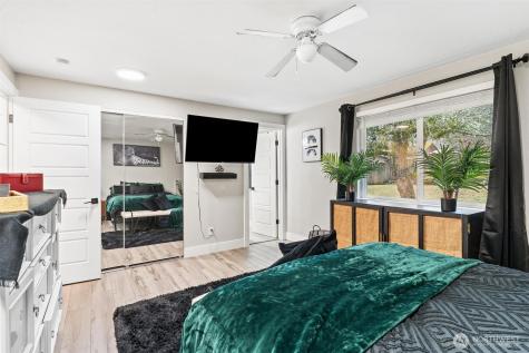 2811 SW 337th Street Federal Way WA 98023