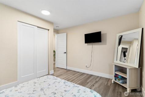 2811 SW 337th Street Federal Way WA 98023