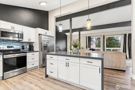 2811 SW 337th Street Federal Way WA 98023
