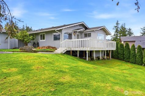 206 E Wall Street Camano Island WA 98282
