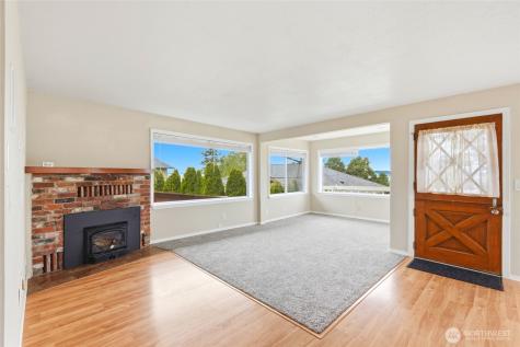 206 E Wall Street Camano Island WA 98282