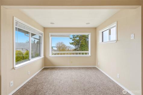 206 E Wall Street Camano Island WA 98282