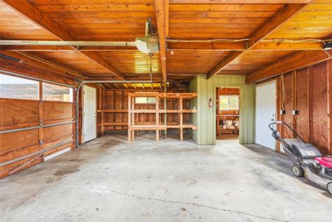 206 E Wall Street Camano Island WA 98282