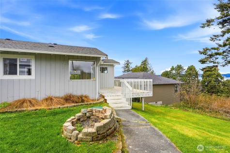 206 E Wall Street Camano Island WA 98282