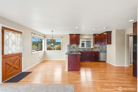 206 E Wall Street Camano Island WA 98282