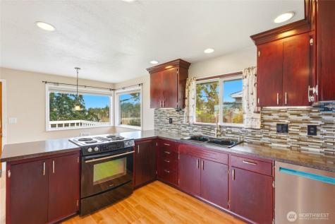 206 E Wall Street Camano Island WA 98282
