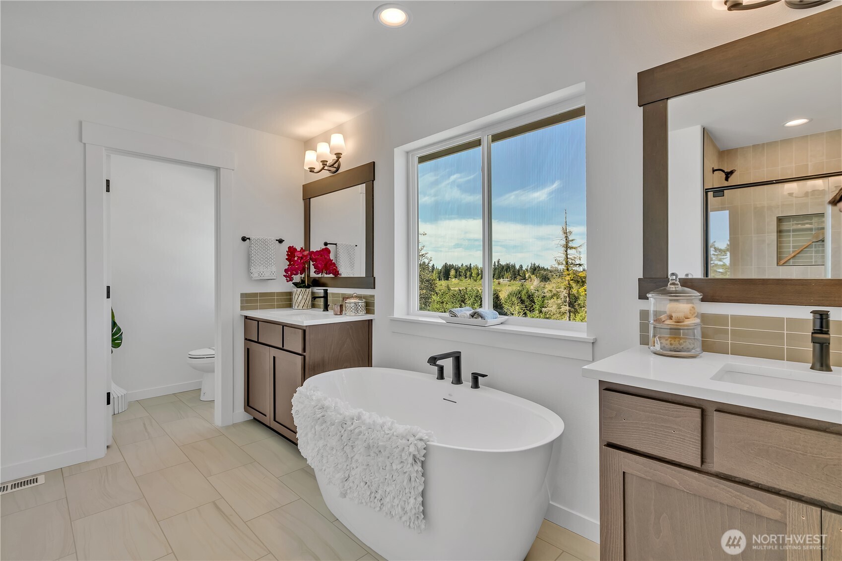 16212 76th Avenue Ct E Puyallup WA 98375
