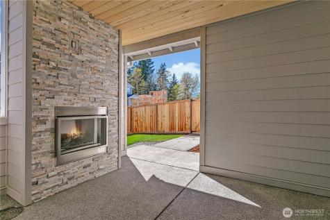 16212 76th Avenue Ct E Puyallup WA 98375