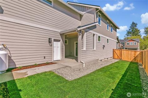 16212 76th Avenue Ct E Puyallup WA 98375
