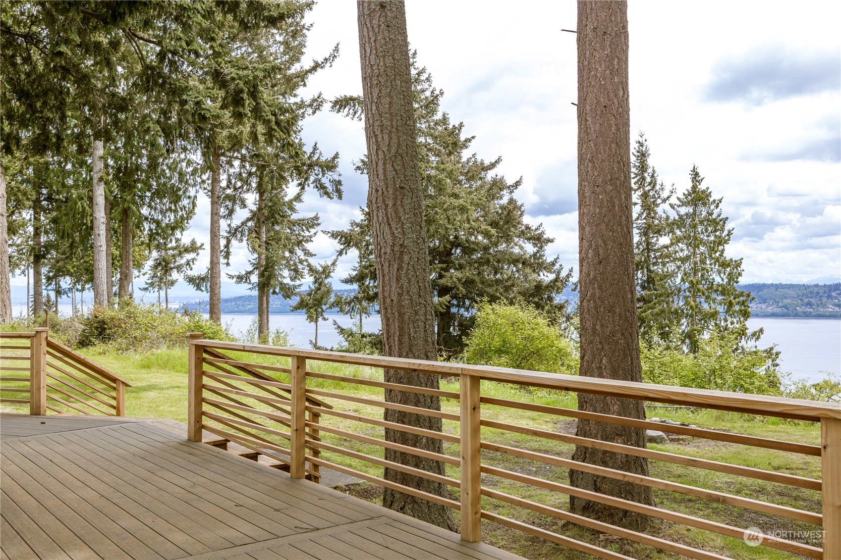 8167 Possession Ridge Lane Clinton WA 98236