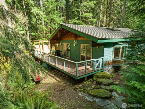 7469 Miller Way Glacier WA 98244