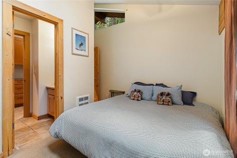 7469 Miller Way Glacier WA 98244