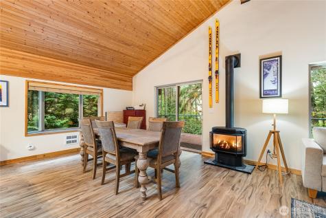 7469 Miller Way Glacier WA 98244