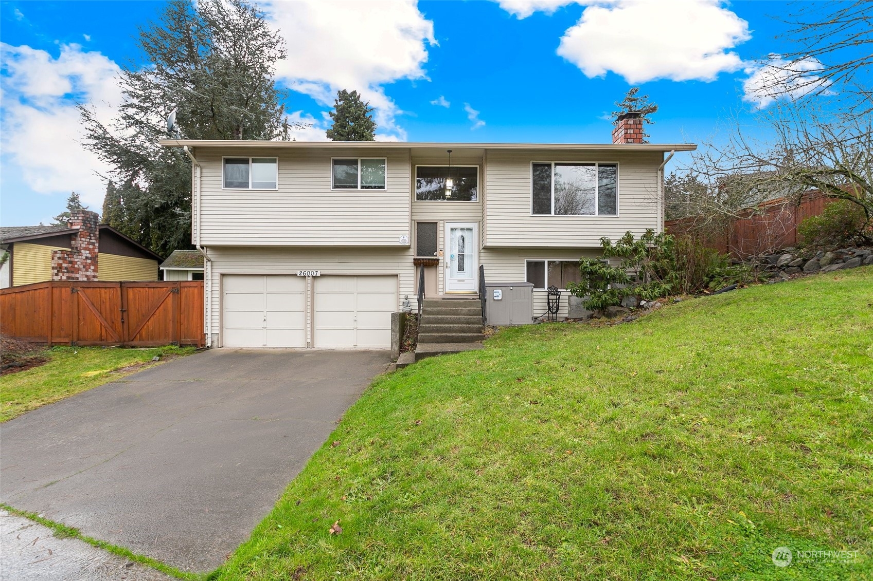 26007 36th Place S Kent WA 98032